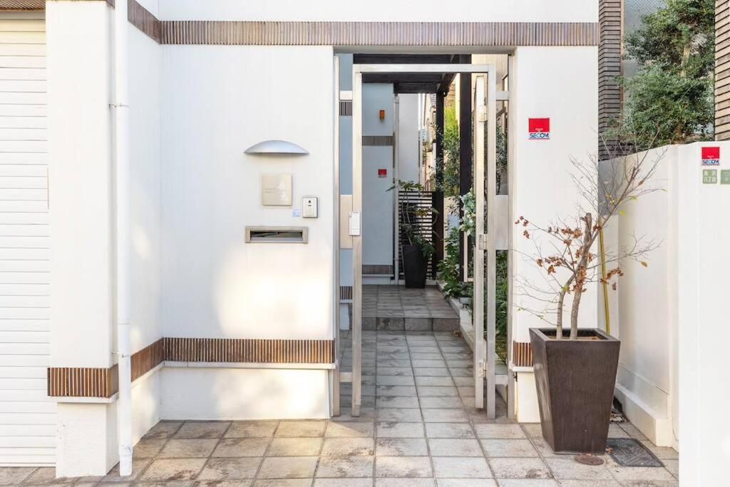 Okusawa Private House